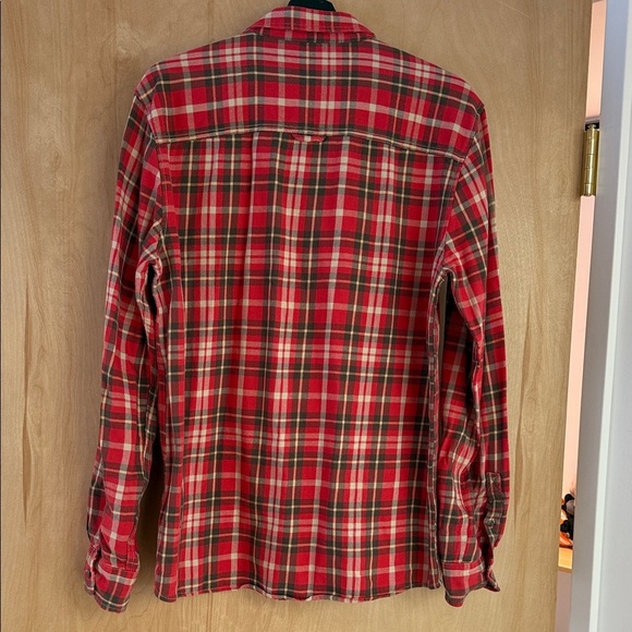 Authentic American Heritage Red and Green Plaid Men's Shirt - Picture 6 of 7